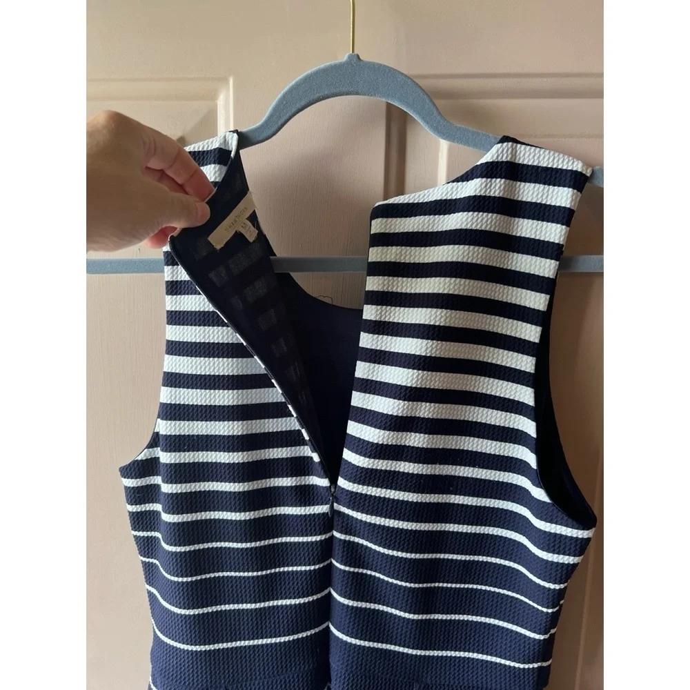41 Hawthorn Women's Black White Coral Stripe Fit n Flare Sara Dress M EUC #832